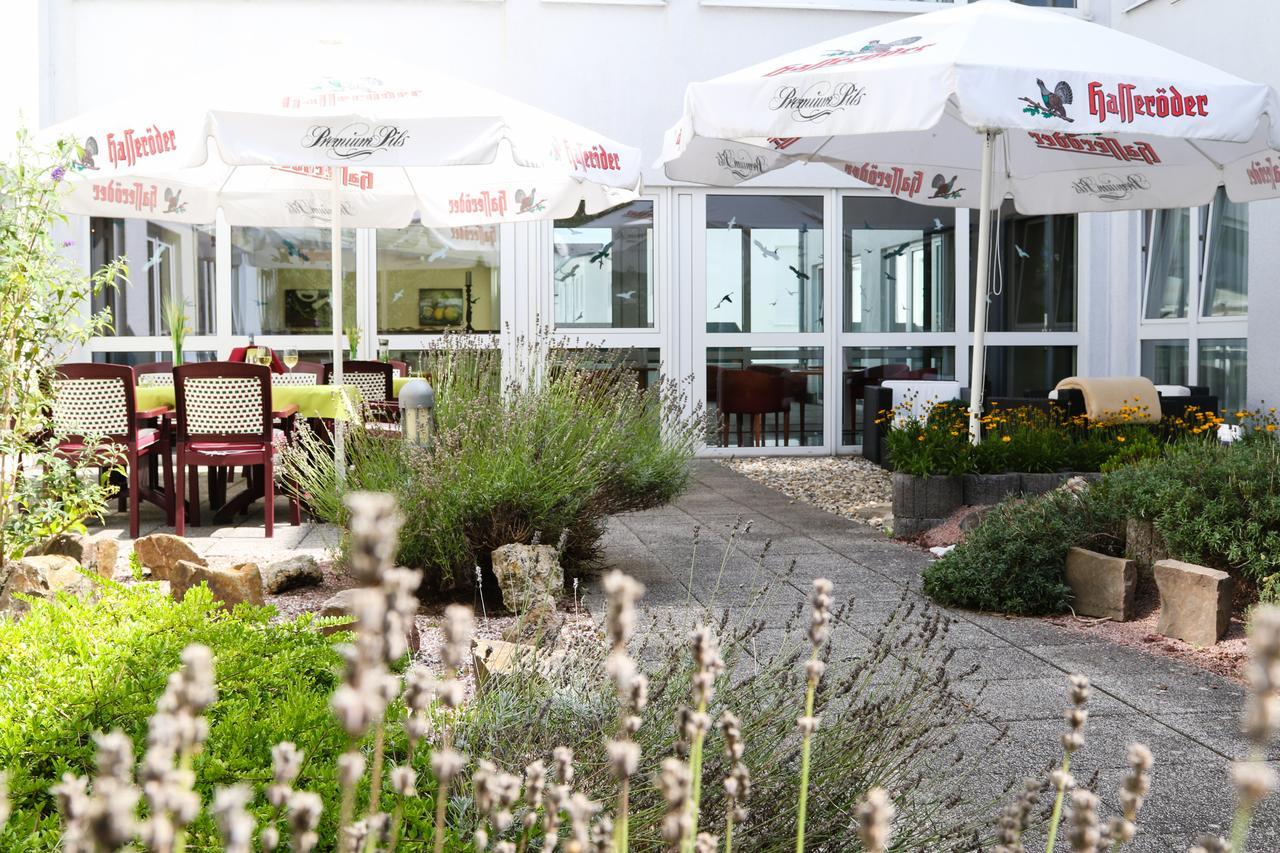 PLAZA Suites Rüsselsheim Exterior foto
